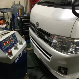 ハイエース（LDF-KDH206V）ATF圧送交換のサムネイル